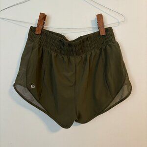 Lululemon | Beat the Heat Shorts